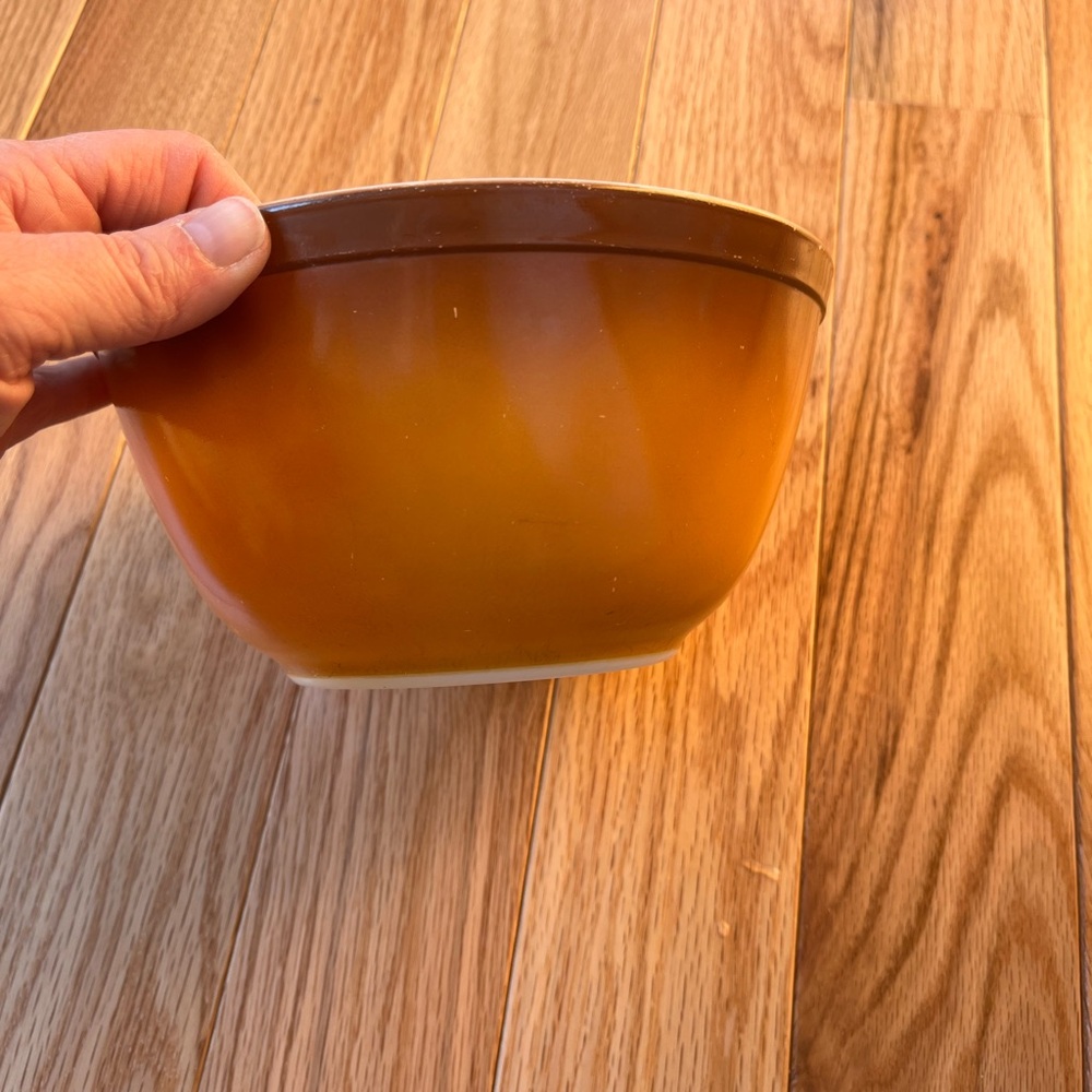 Pyrex Old Orchard 402